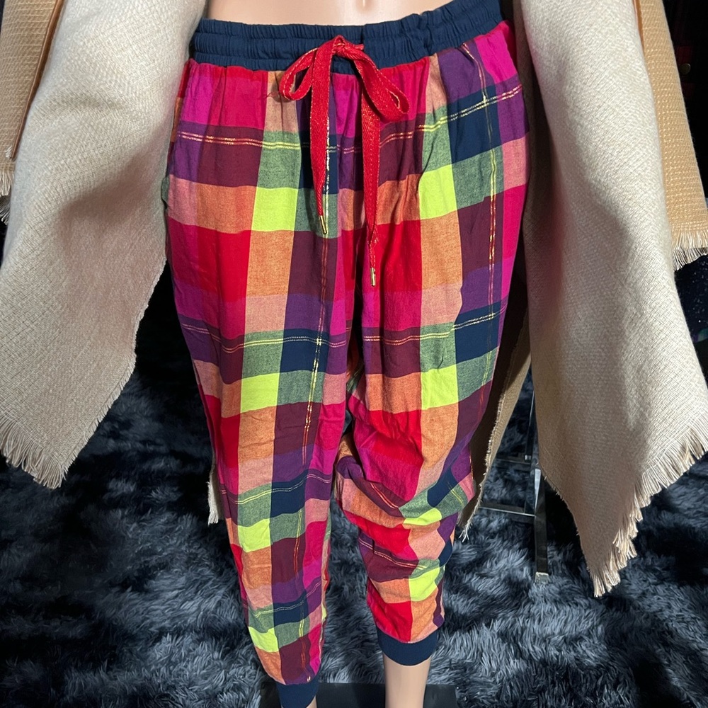 Secret Treasures Colorful Plaid Pants